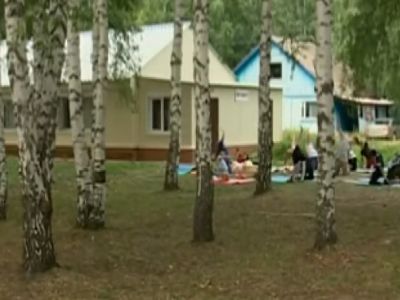 В Татарстане открылся лагерь ДОСААФ «Юный парашютист»